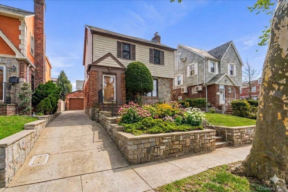 House in New York, New York, United States 1 - 17502106