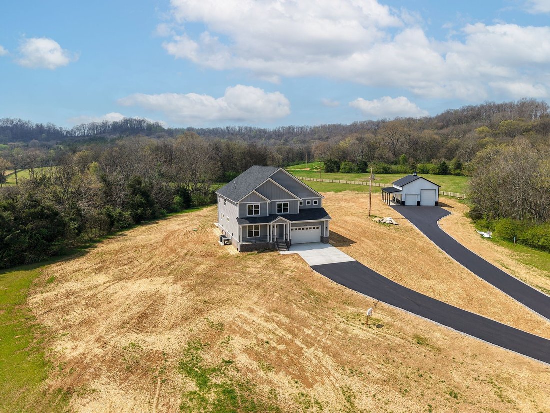 House in Mount Pleasant, Tennessee, United States 1 - 16906537