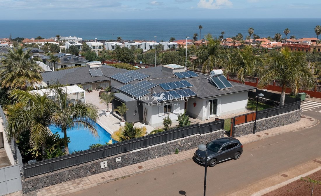 Villa in La Orotava, Canary Islands, Spain 2 - 17302649