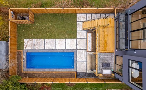 House in Toronto, Ontario, Canada 1