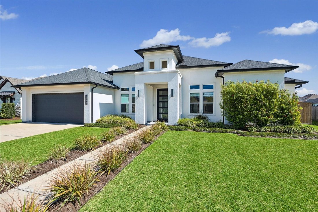 House in Friendswood, Texas, United States 2 - 17502163
