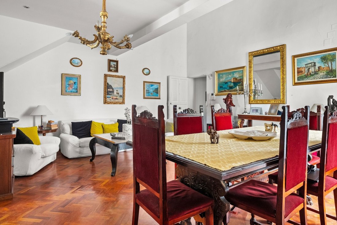 Apartment in Naples, Campania, Italy 2 - 17502513