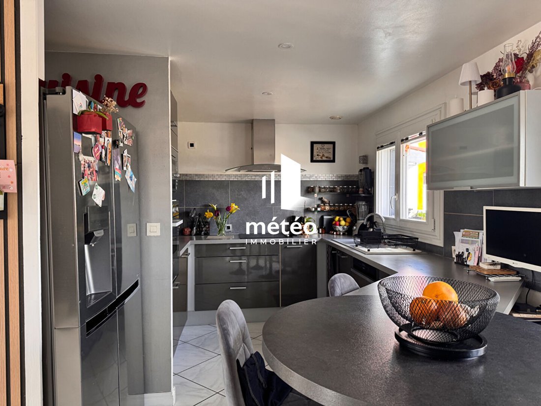 House in Olonne-sur-Mer, Les Sables-d'Olonne, France 3 - 17502556