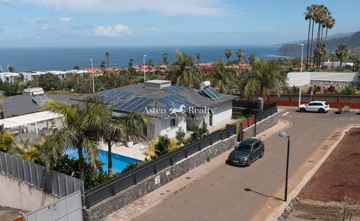 Villa in La Orotava, Canary Islands, Spain 1