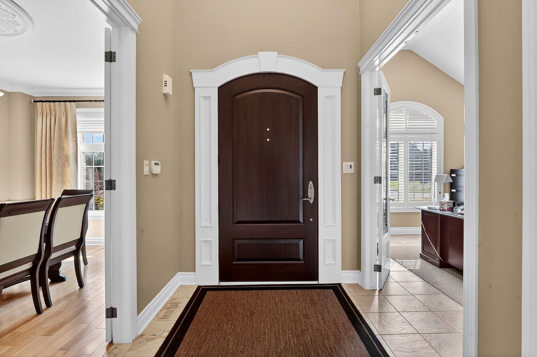 Estate in Niagara Falls, Ontario, Canada 4 - 17503732