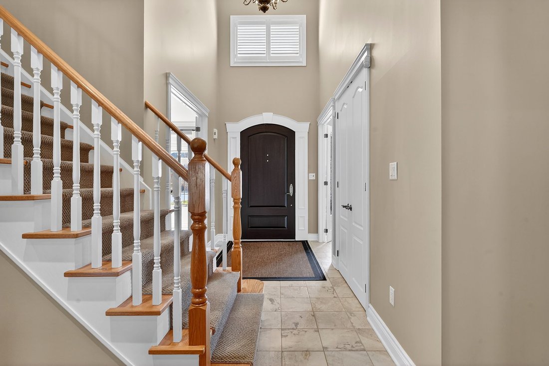 Estate in Niagara Falls, Ontario, Canada 5 - 17503732