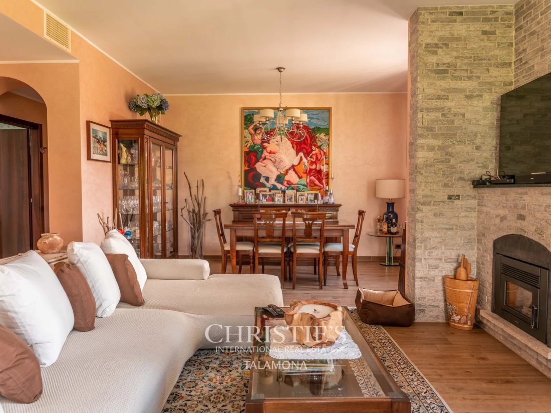Villa in Ispra, Lombardy, Italy 1 - 17502932