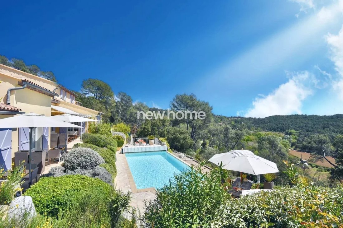 Villa in Entrecasteaux, Provence-Alpes-Côte d'Azur, France 3 - 11929302
