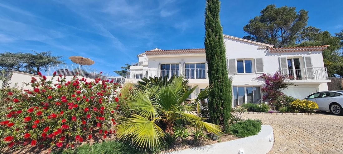 Villa in Boulouris, Saint-Raphaël, France 3 - 17502898