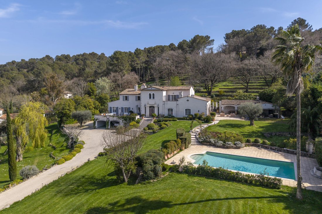 Villa a Valbonne, Provenza-Alpi-Costa Azzurra, Francia 2 - 17503285