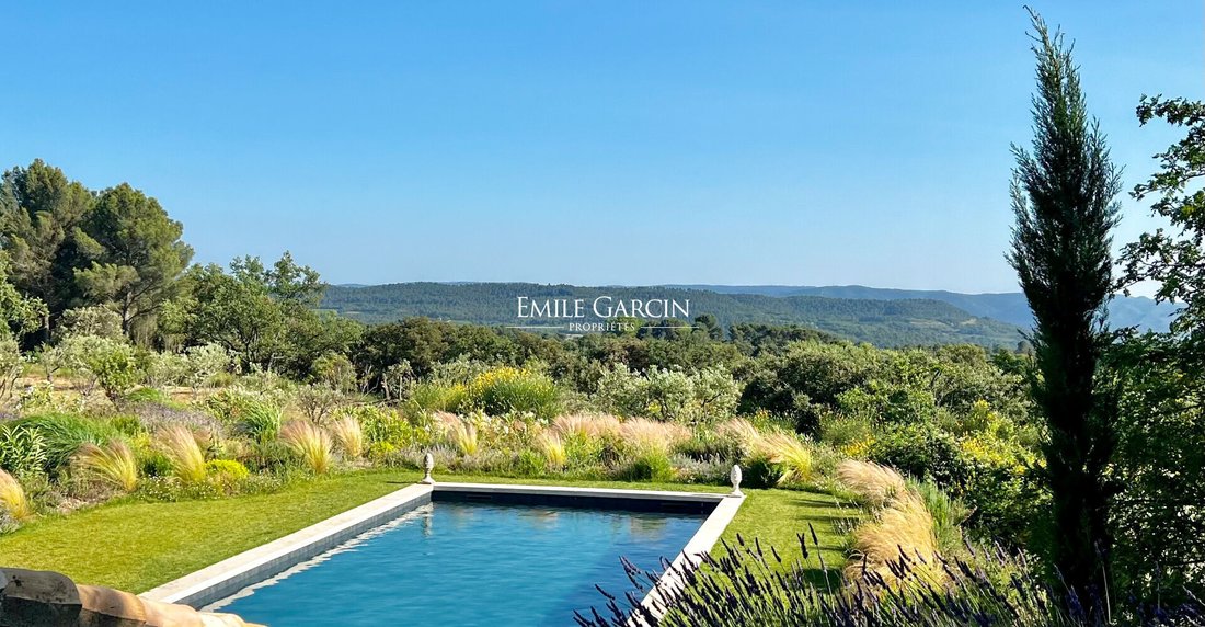Villa in Lourmarin, Provence-Alpes-Côte d'Azur, France 1 - 17509230