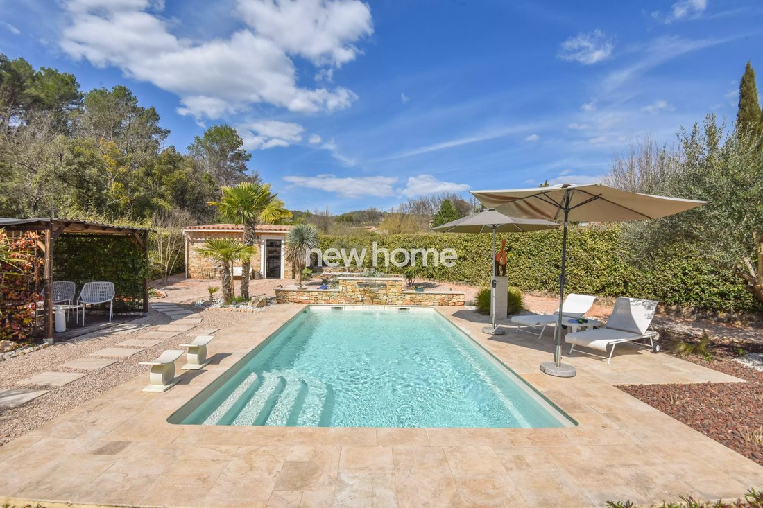 Villa in Entrecasteaux, Provence-Alpes-Côte d'Azur, France 5 - 17505398