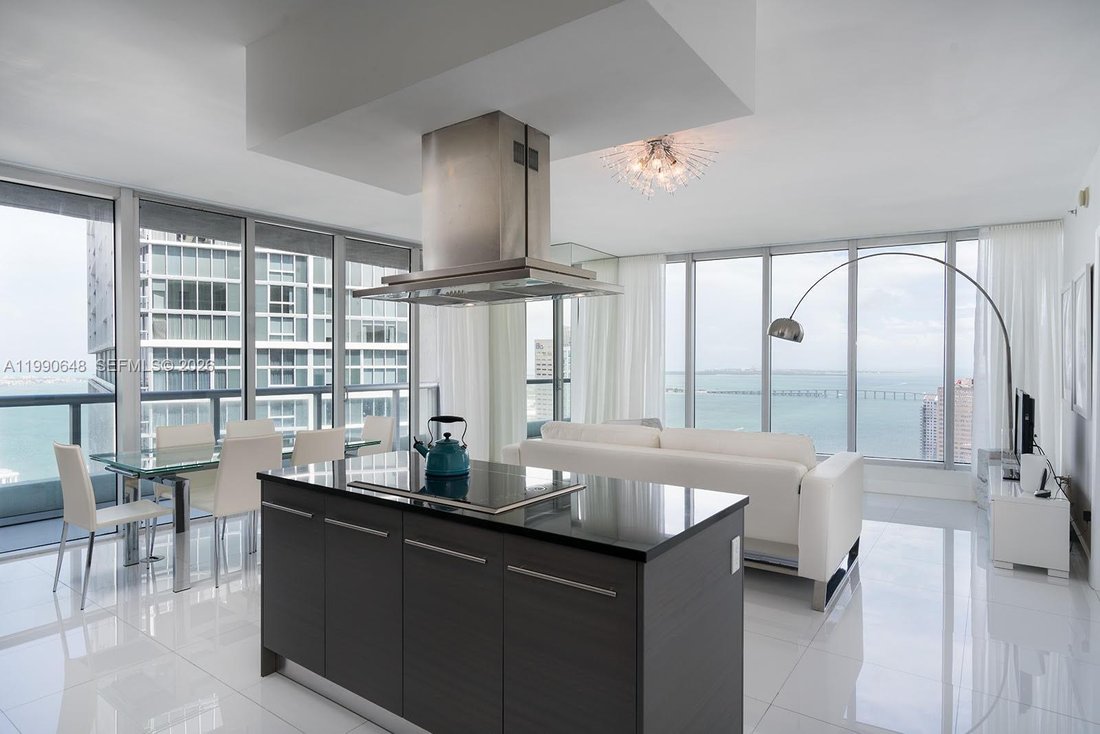 Condo in Miami, Florida, United States 1 - 17504402
