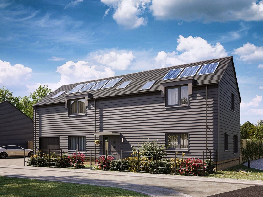 House in Cranleigh, England 1 - 17504145