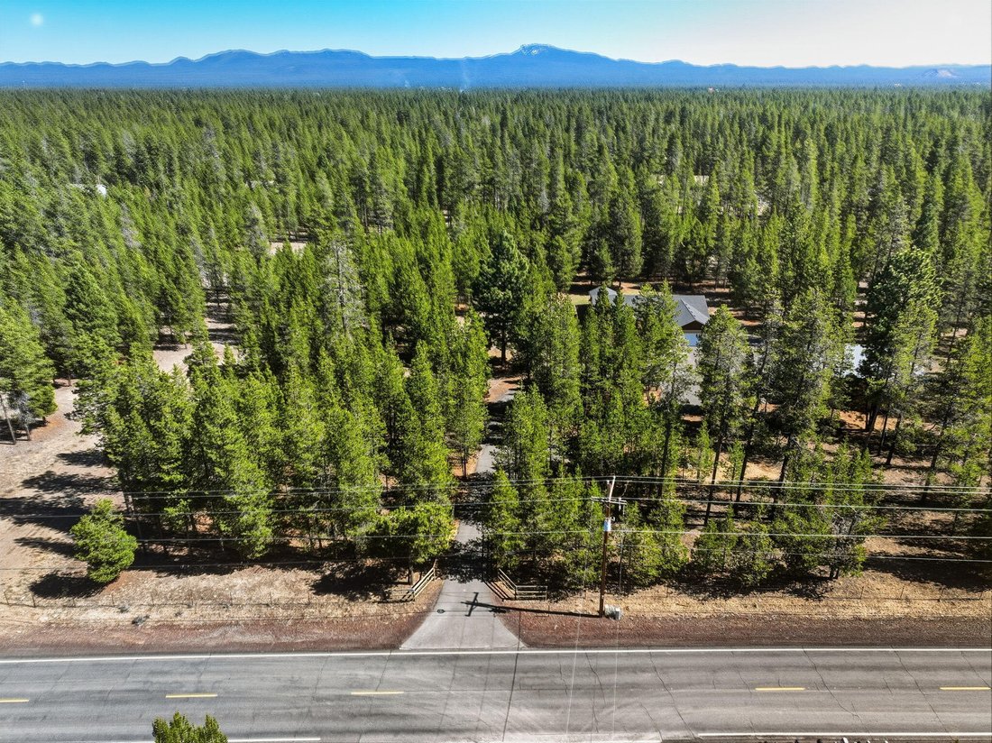 House in La Pine, Oregon, United States 2 - 17510368