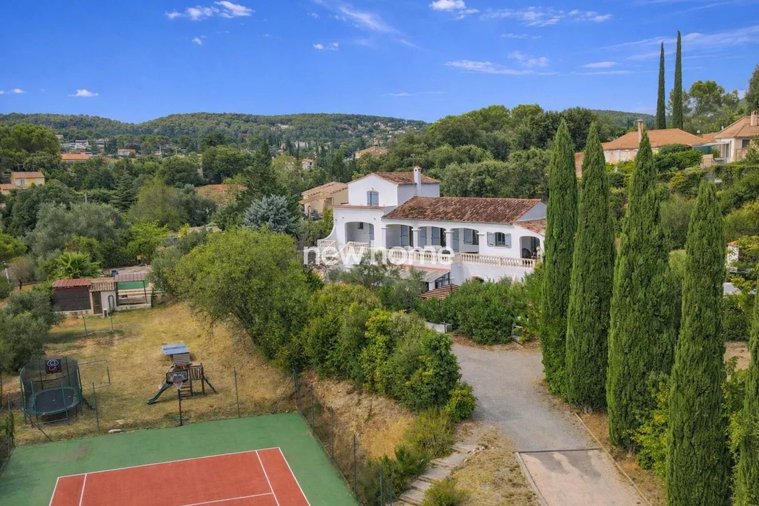 Anwesen in Est, Lorgues, Frankreich 1 - 17504806