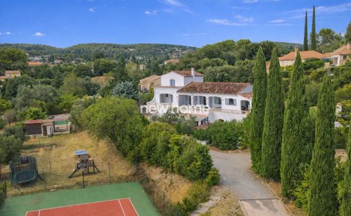Finca en Lorgues, Provenza-Alpes-Costa Azul, Francia 1