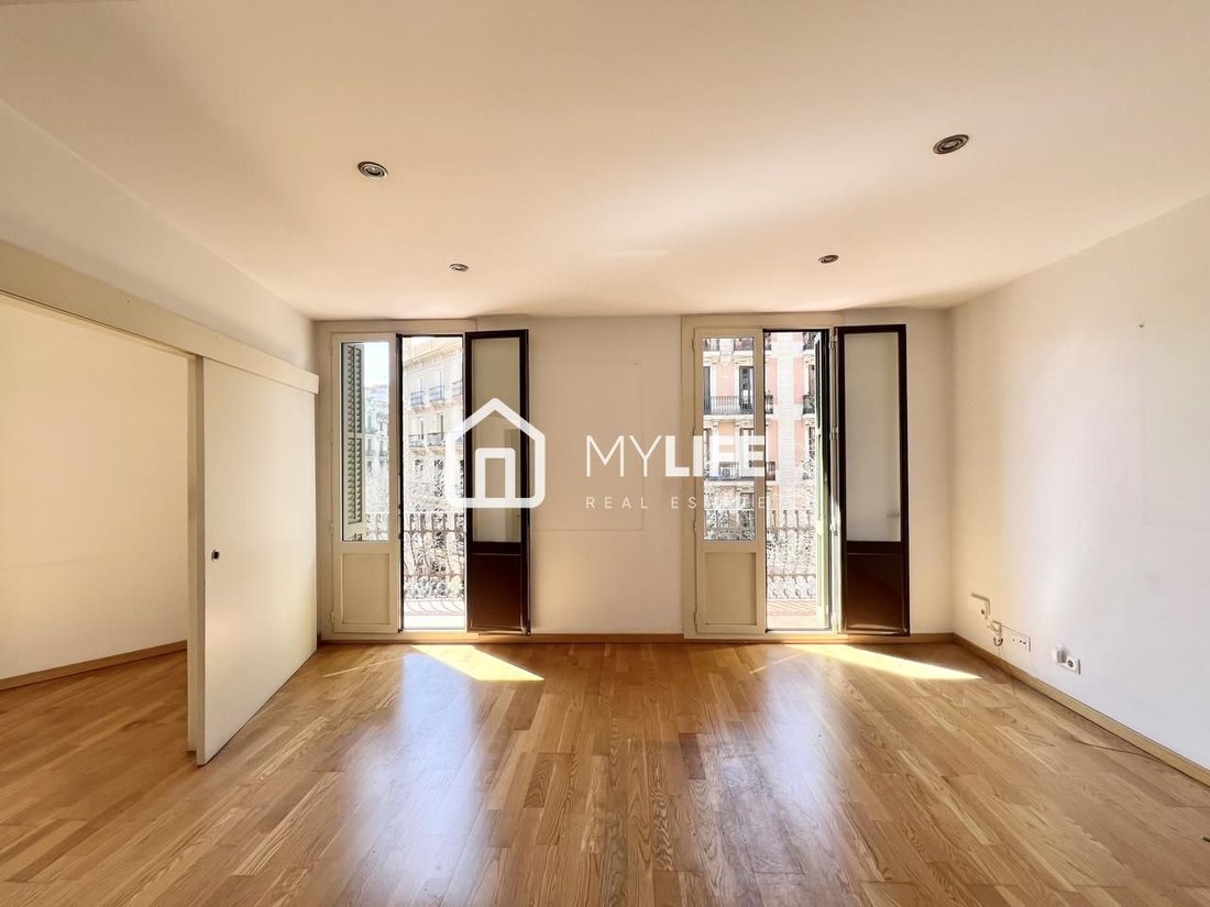 Apartment in Eixample, Barcelona, Spain 2 - 17510651