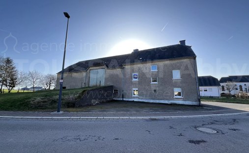 Country House in Esch-sur-Sûre, Diekirch, Luxembourg 1