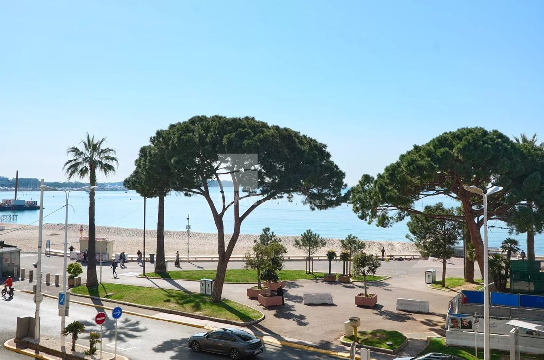 Apartamento en Cannes, Provenza-Alpes-Costa Azul, Francia 1 - 17506207