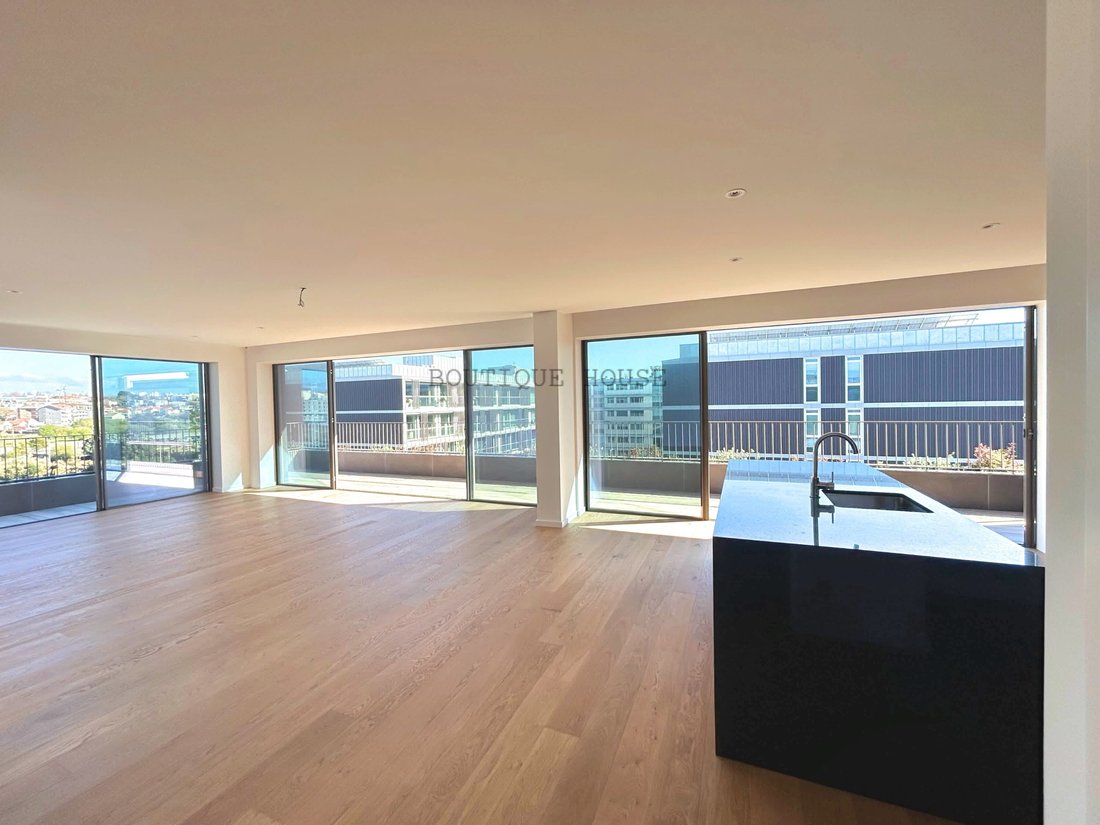 Apartment in Matosinhos e Leca da Palmeira, Porto District, Portugal 2 - 17503229