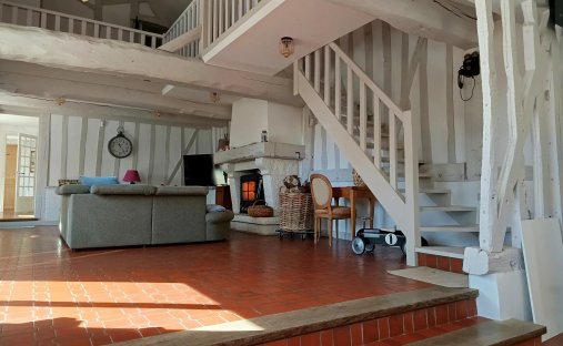 For Sale – Press House In A Peaceful Environment Near Pont L'evêque 14130