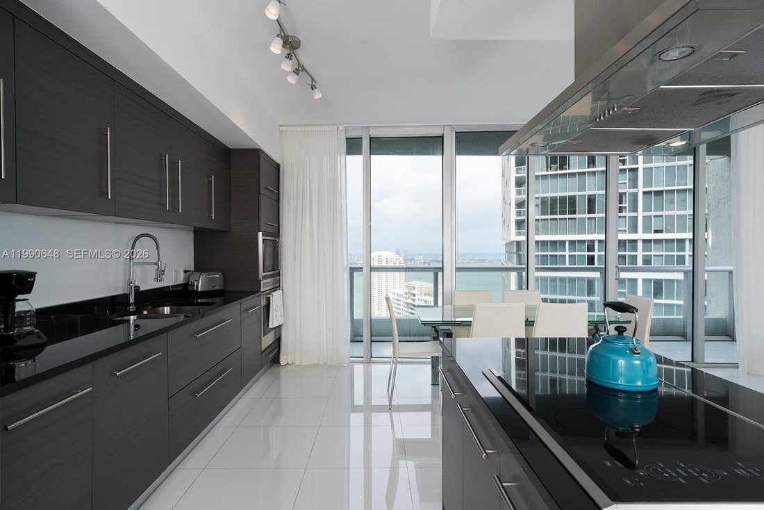 Condo in Miami, Florida, United States 2 - 17504402