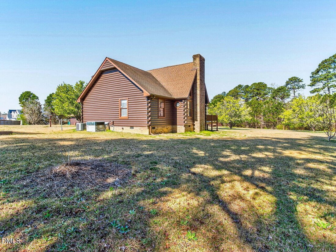 Clayton, North Carolina, United States 4 - 17508750