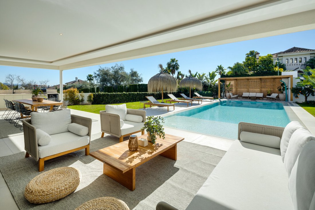 Villa in Nueva Andalucia, Marbella, Spain 5 - 17508624