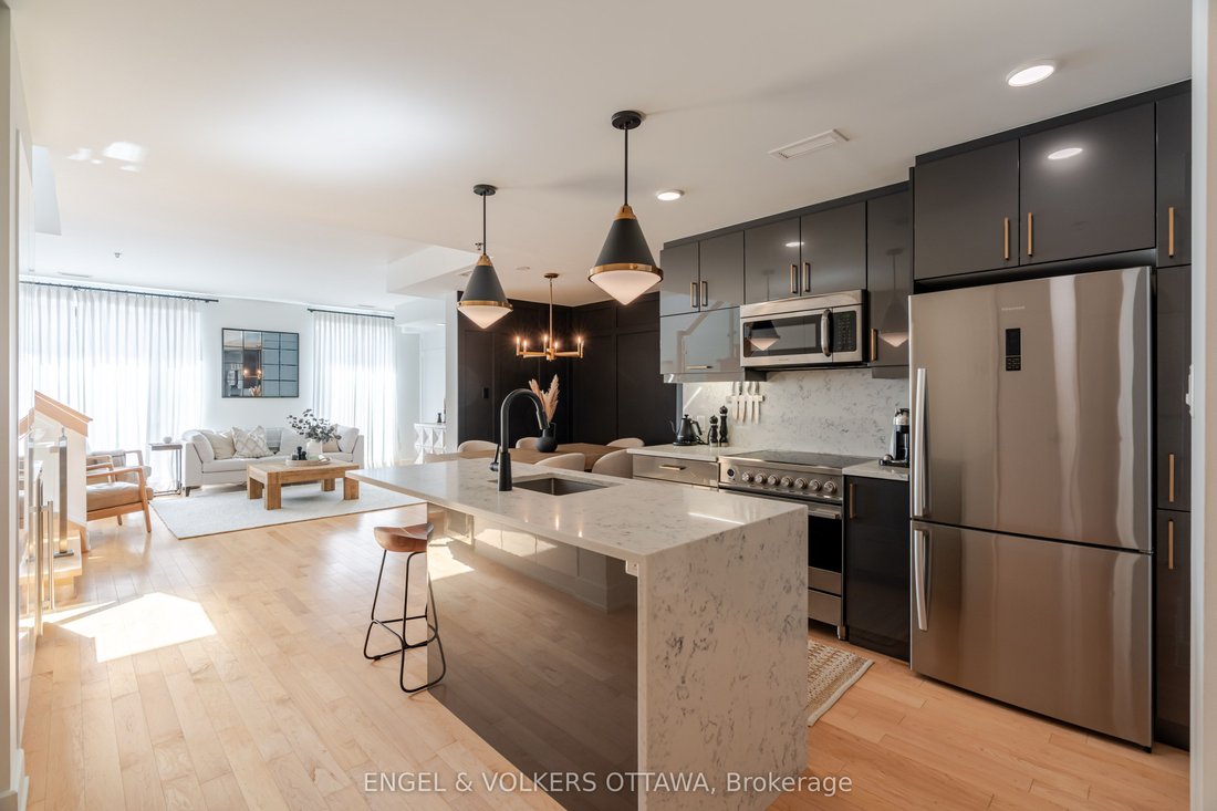 Condo in Ottawa, Ontario, Canada 2 - 17505986