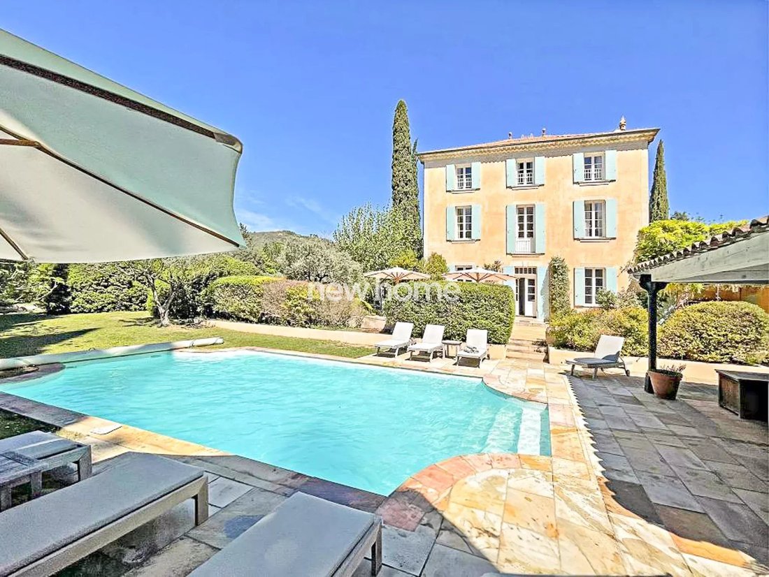 Country House in Salernes, Provence-Alpes-Côte d'Azur, France 1 - 17505431