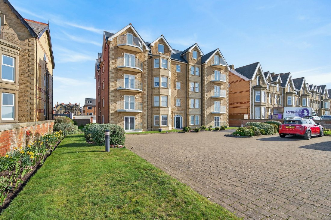 Apartment in Lytham St Annes, England 1 - 17509003