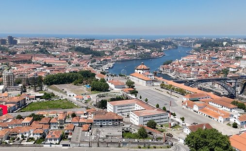 Domaine à Santa Marinha et Sao Pedro da Afurada, District de Porto, Portugal 1