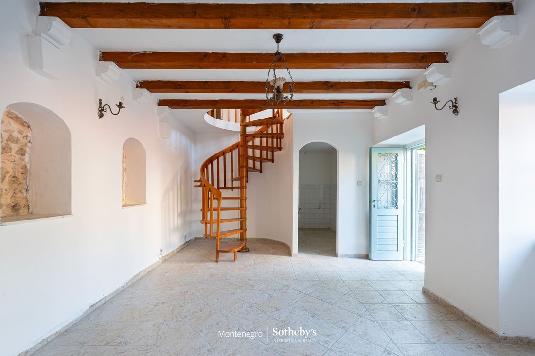 Apartment in Kotor, Kotor Municipality, Montenegro 5 - 17510657