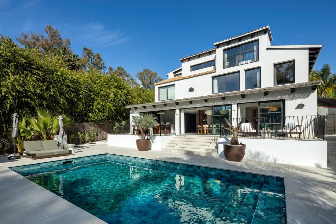 Villa in Puerto Banus, Marbella, Spain 1 - 17503576