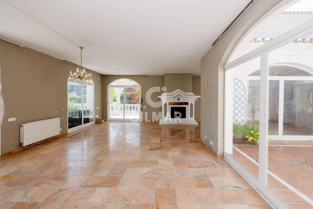 Villa in El Paraíso, Benahavis, Spain 5 - 17503341