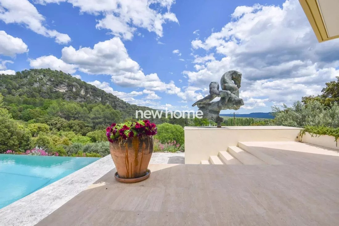 Estate in Salernes, Provence-Alpes-Côte d'Azur, France 4 - 14273560