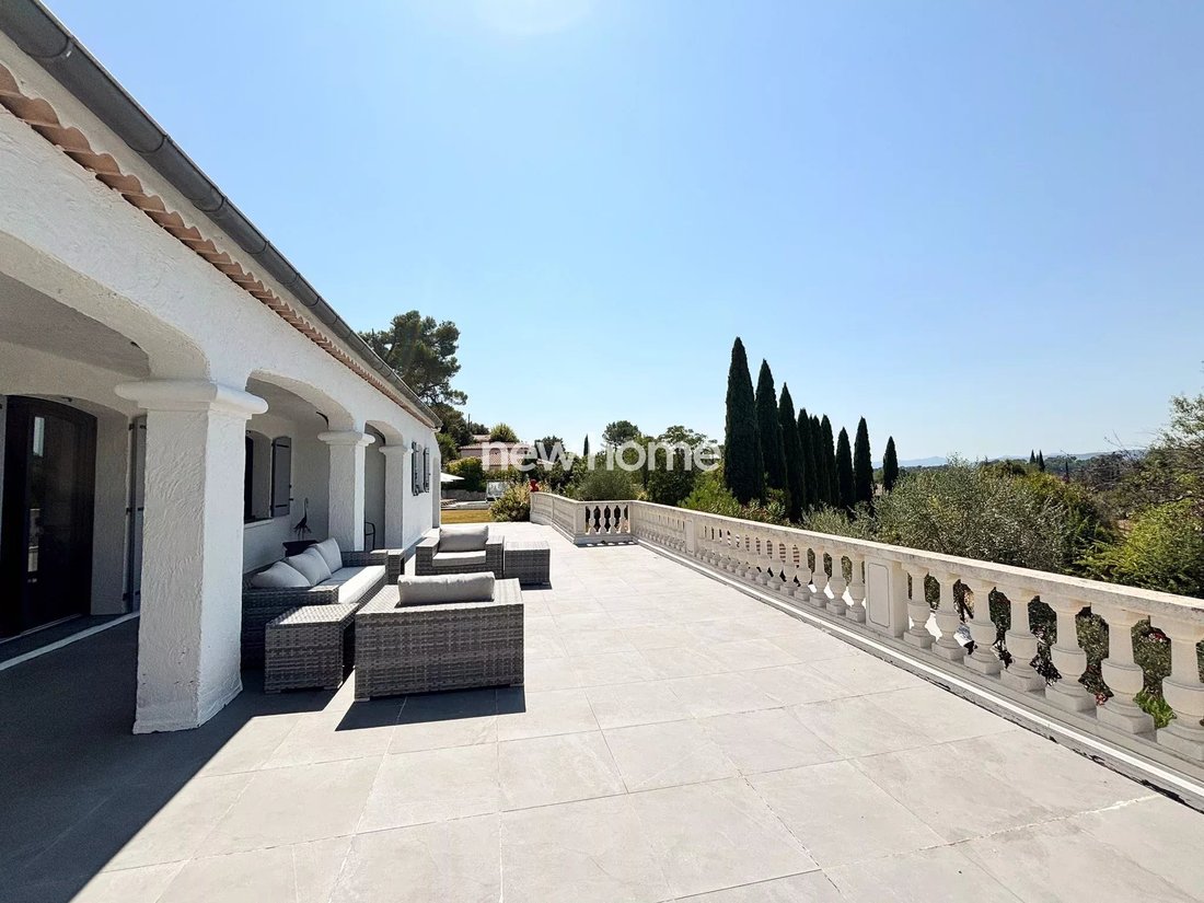 Anwesen in Est, Lorgues, Frankreich 5 - 17504806