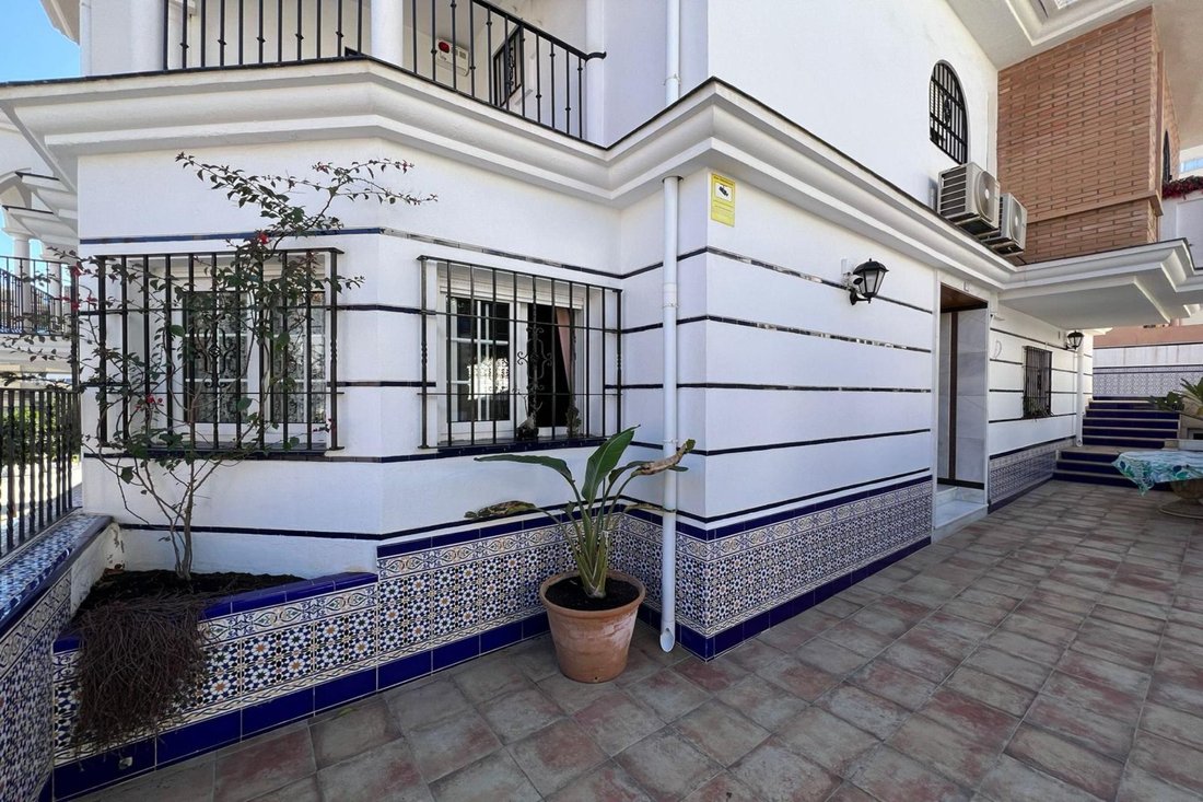 House in Fuengirola, Andalusia, Spain 4 - 17505348