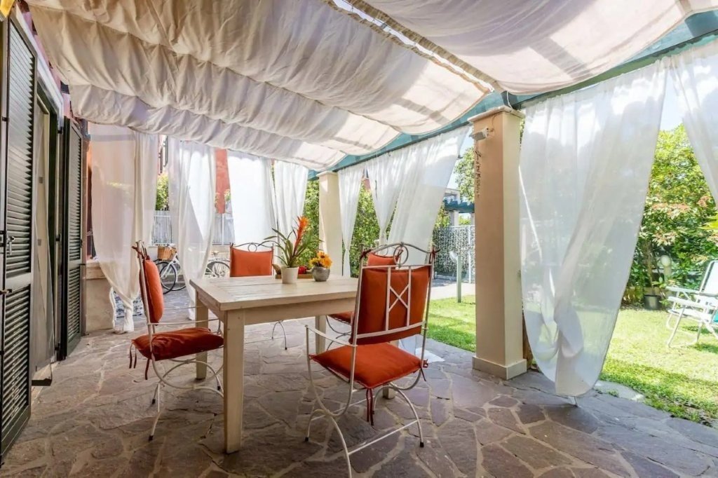 House in Pietrasanta, Tuscany, Italy 3 - 17504225