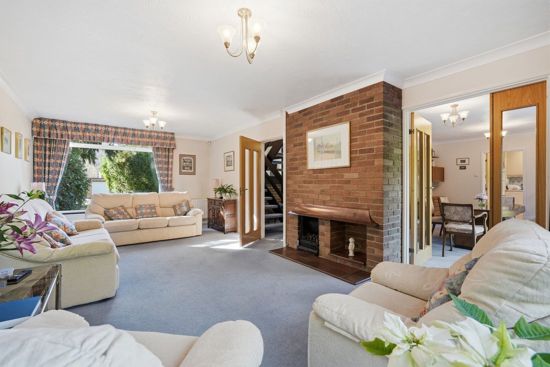 House in Ascot, England 3 - 17504158