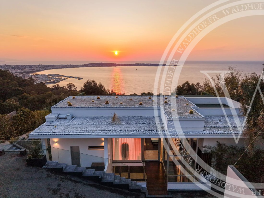 Villa in La Maure-Super Cannes, Vallauris, France 2 - 17503129