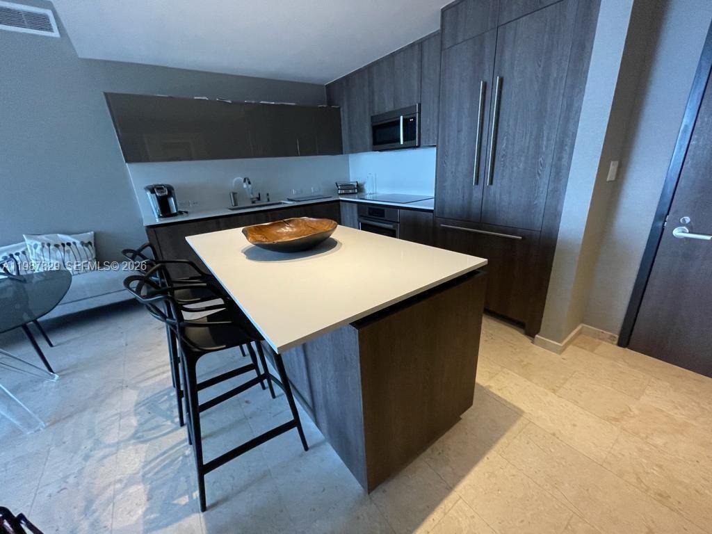 Condo in Miami, Florida, United States 4 - 17509723