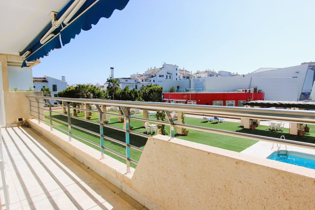 Apartment in Puerto Banus, Marbella, Spain 2 - 11284910