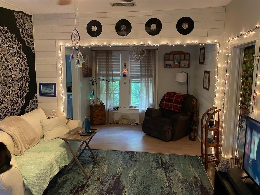 Denton, Texas, United States 4 - 17504917