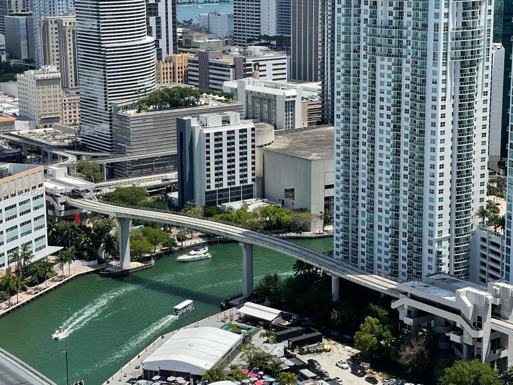 Condo in Miami, Florida, United States 1 - 17509723
