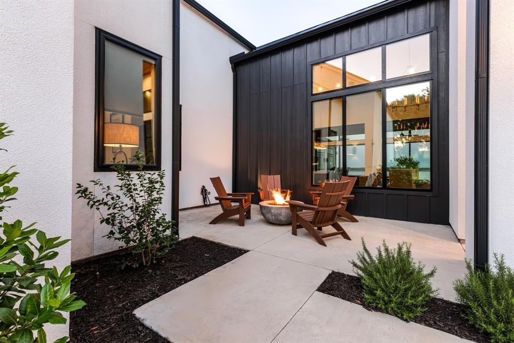 House in Tool, Texas, United States 3 - 17505704