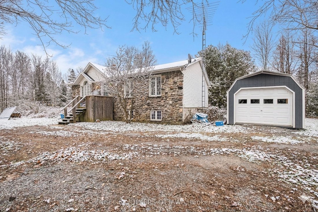 House in L'Orignal, Ontario, Canada 1 - 17505979