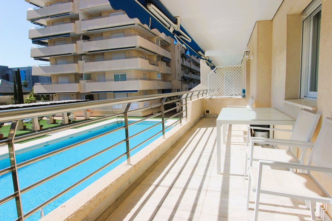Apartment in Puerto Banus, Marbella, Spain 1 - 11284910