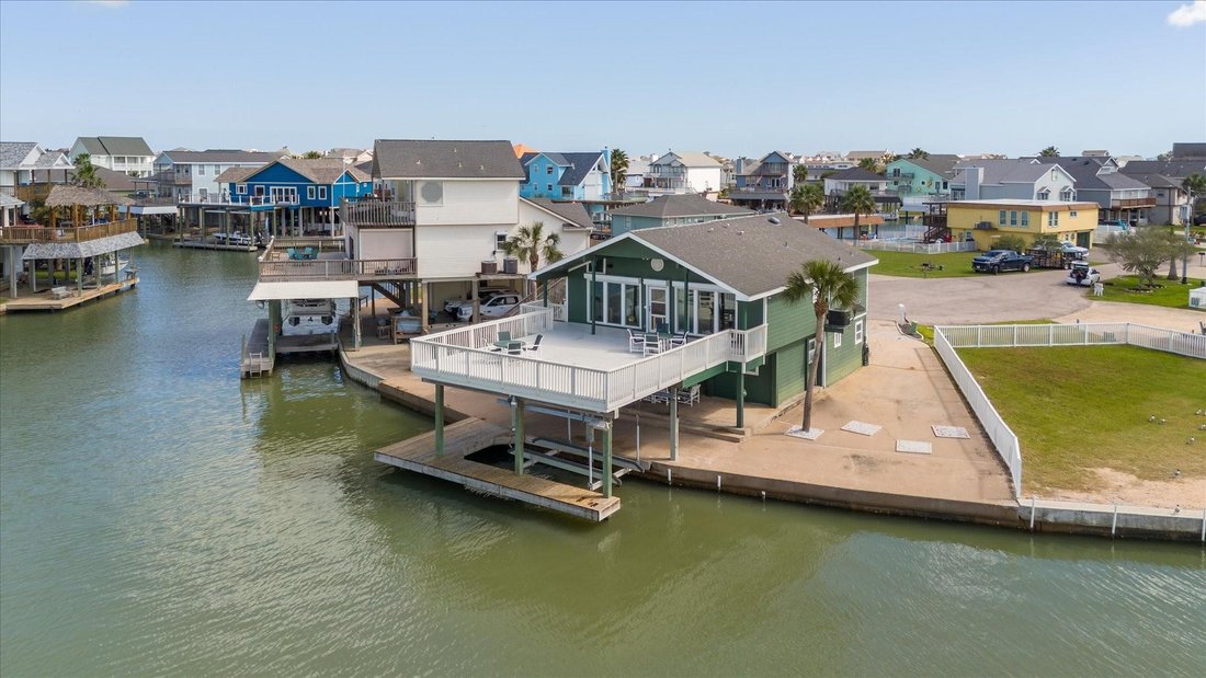 House in Galveston, Texas, United States 1 - 17510571
